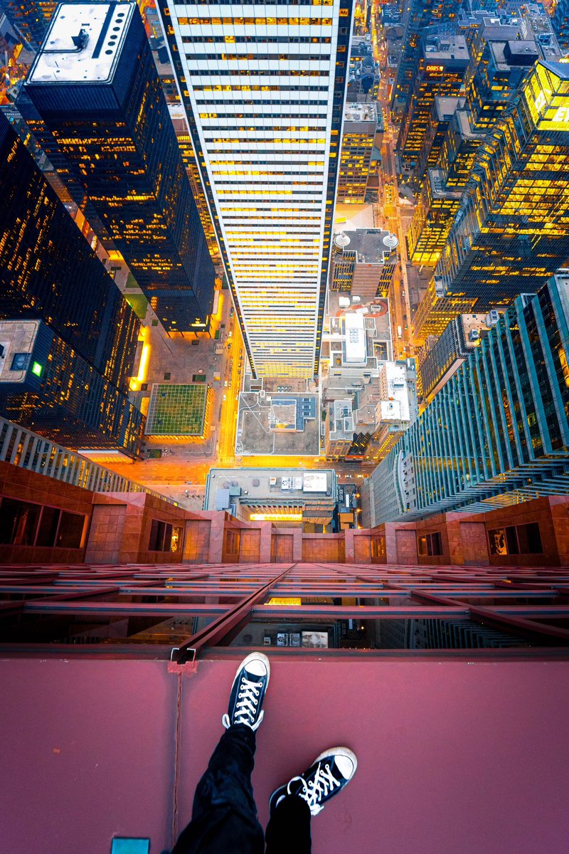 nautilat0r's tweet photo. Red neapolitan never looked so good from 275 m above https://t.co/0oX68ly9fy