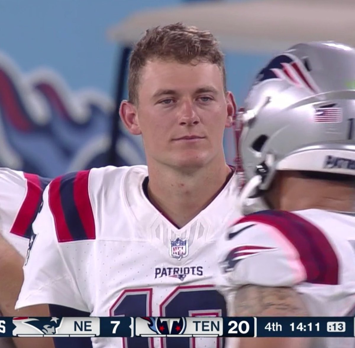 Mac Jones looks really threatened by Bailey Zappe’s performance — the #Patriots QB competition is getting even more intense after tonight 😳