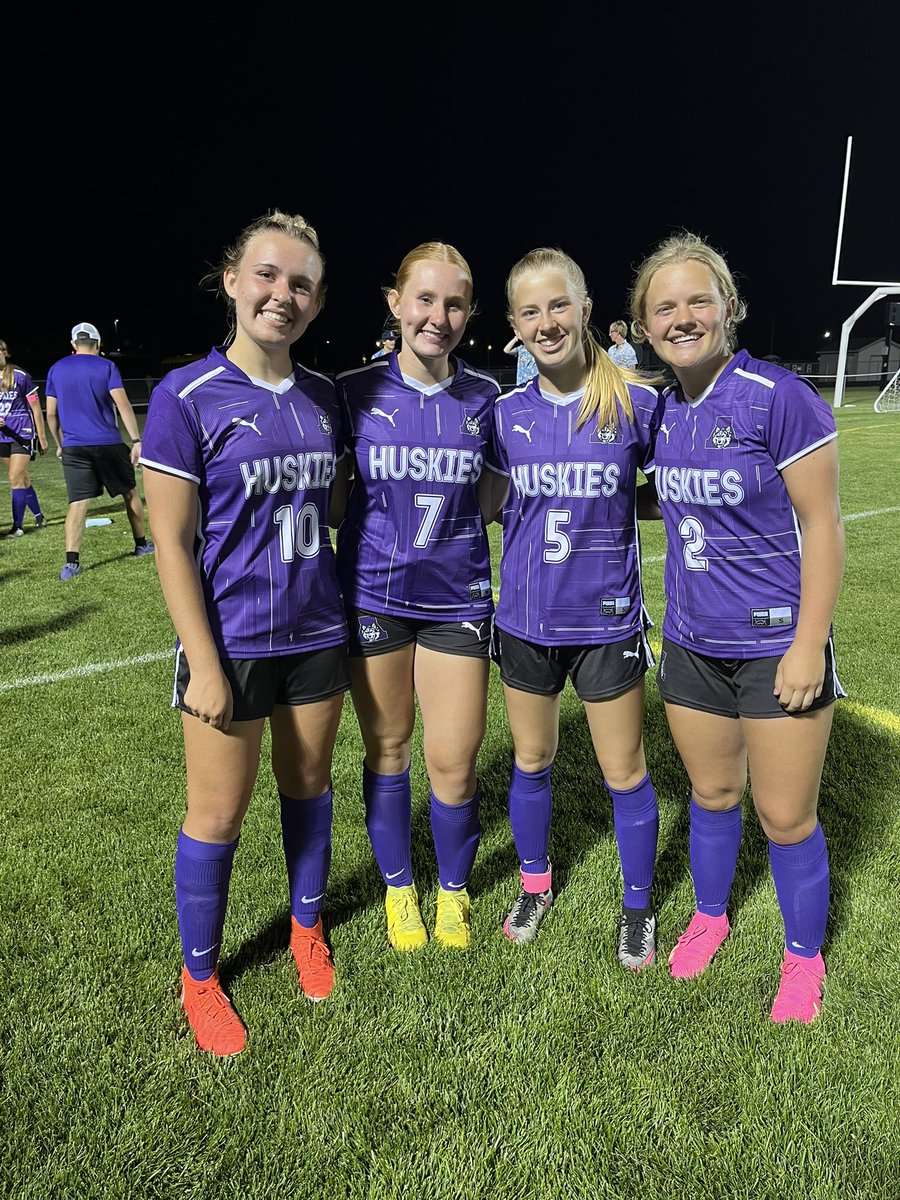 albany_soccer's tweet photo. Varsity score tonight finished with a 5-0 WIN against Pelican Rapids! Goals coming from Savanna(2), Fish, Callie, and Eva. Assists from Savanna, Callie, and Bekah. Big shutout as well from our goalie Alyssa and her defensive line! Great work ladies and a first ever varsity win! https://t.co/bhNp6FZIE0