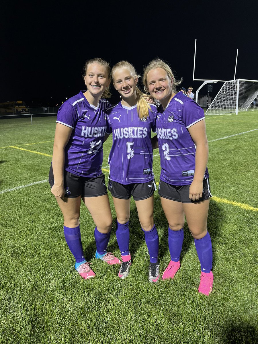 albany_soccer's tweet photo. Varsity score tonight finished with a 5-0 WIN against Pelican Rapids! Goals coming from Savanna(2), Fish, Callie, and Eva. Assists from Savanna, Callie, and Bekah. Big shutout as well from our goalie Alyssa and her defensive line! Great work ladies and a first ever varsity win! https://t.co/bhNp6FZIE0