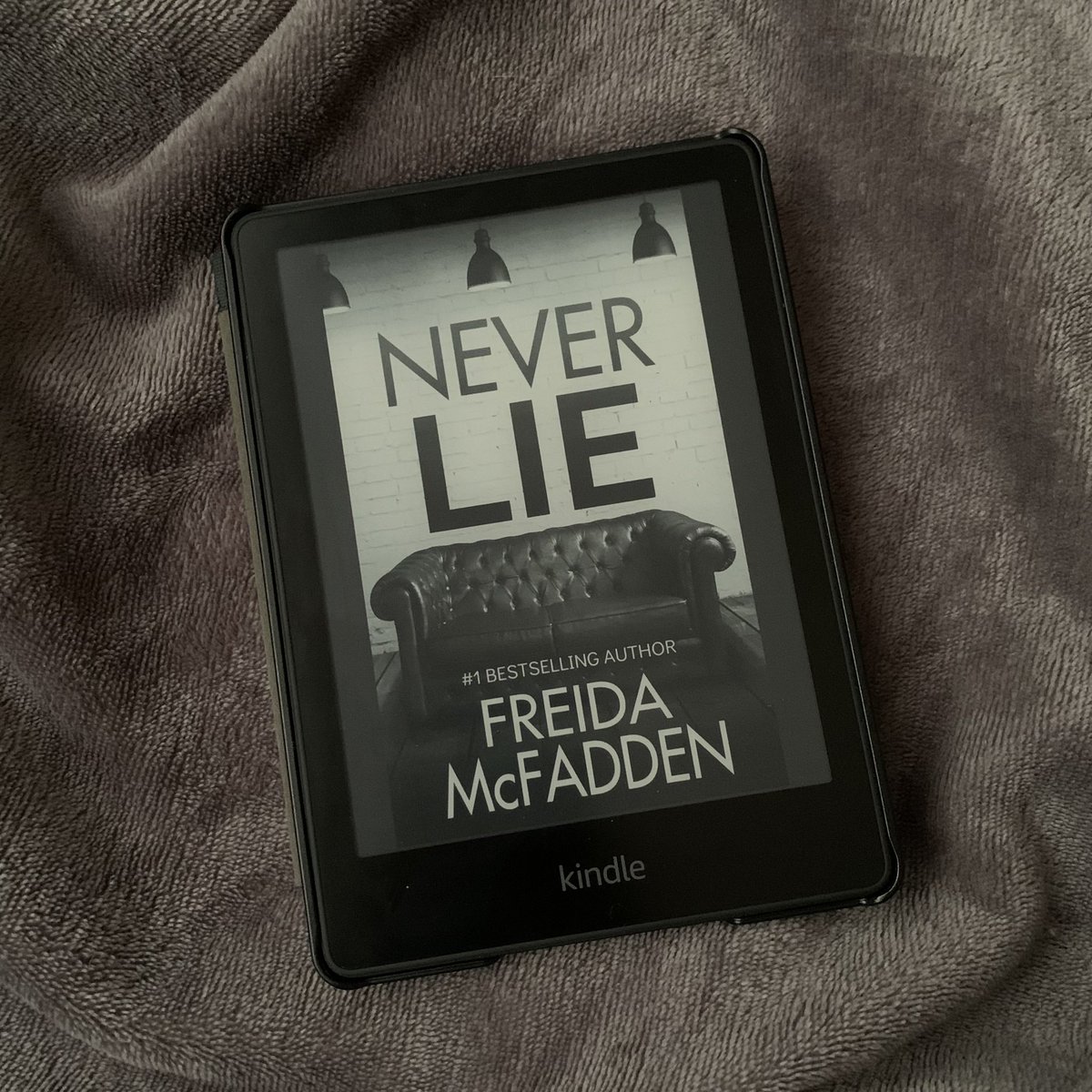 lihenrys's tweet photo. CR: never lie https://t.co/iPd8tK0A4K