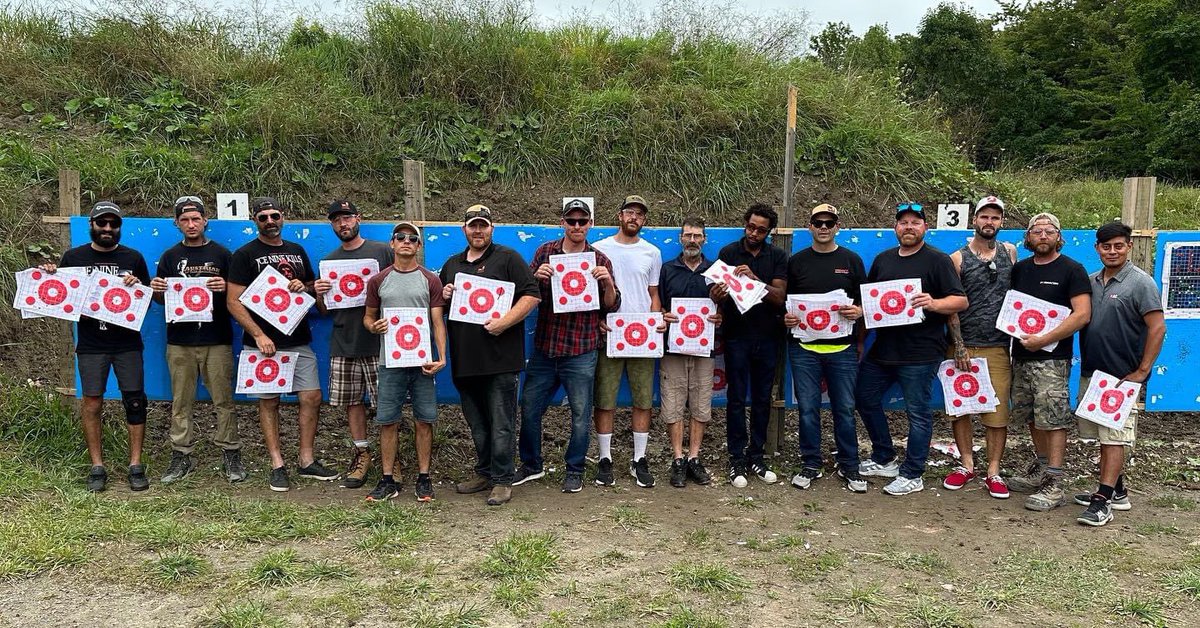 GunSilverdale's tweet photo. Bringing the workplace together one gun at a time!🤜🤛
#teambuilding #shootingpackage #targetshooting #gunrange #pewpew #treeamigos #outdoors #silverdalegunclub https://t.co/zjI6fJfrrF