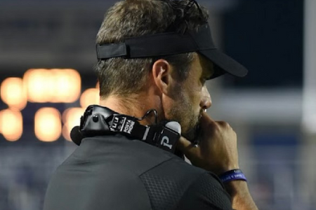 WBDGIndy's tweet photo. In fact, @CoachAllenIU and @RussMann09 are the only two @BenDavisFB coaches to win their first two games as BD head coach. No coach has won their first three games. Coach Mann gets a chance next Friday vs. Pike.

Photo Creds: @BD_Publications and @indystar https://t.co/s2KFdA6w2Q