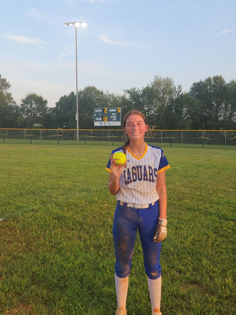 Hit my first home run EVER! And it happened to be a grand slam plus it was my first varsity at bat!! We won the game 13-2!! <a href="/seckmansoftball/">Seckman Softball</a>