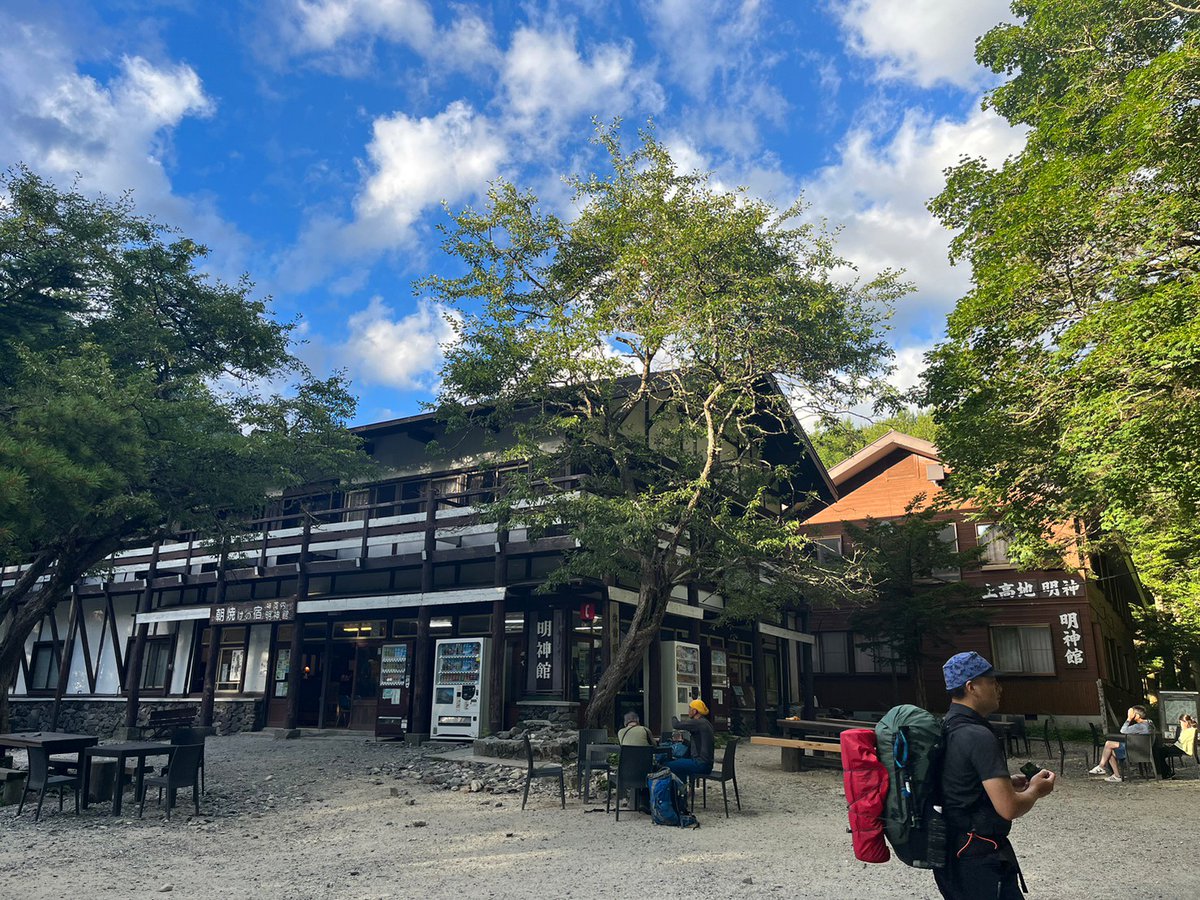 LittleYuji's tweet photo. ヤリって来た。
東京と違って程よい暑さ。
3日間雨に降られなかったのはきっと日頃の行いが良かったのだろう✌️ https://t.co/Z8dIeFheg6