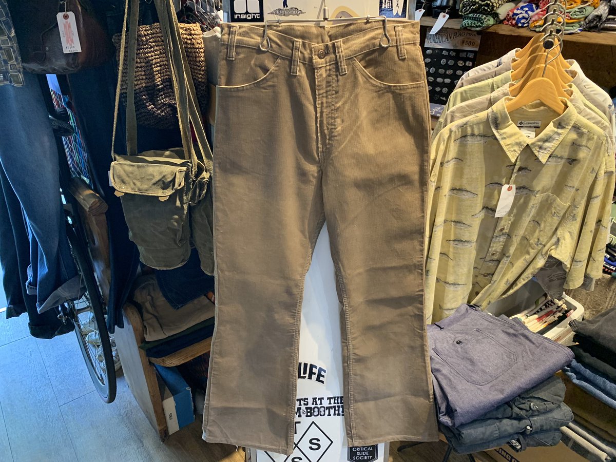 outsidekawasaki's tweet photo. USED Levi’s 646
Corduroy Pants
Made In USA 🇺🇸
Size W32 L30
Price ¥9350 Taxin
#川崎 #川崎駅 #川崎駅東口 #古着 #川崎古着 #神奈川 #川崎古着マップ #川崎アメカジ #かながわpay #levis #levis646 #リーバイス #リーバイス646 #コーデュロイパンツ #80s #madeinusa #フレアパンツ #タロンジップ https://t.co/jnSFjrTnFB