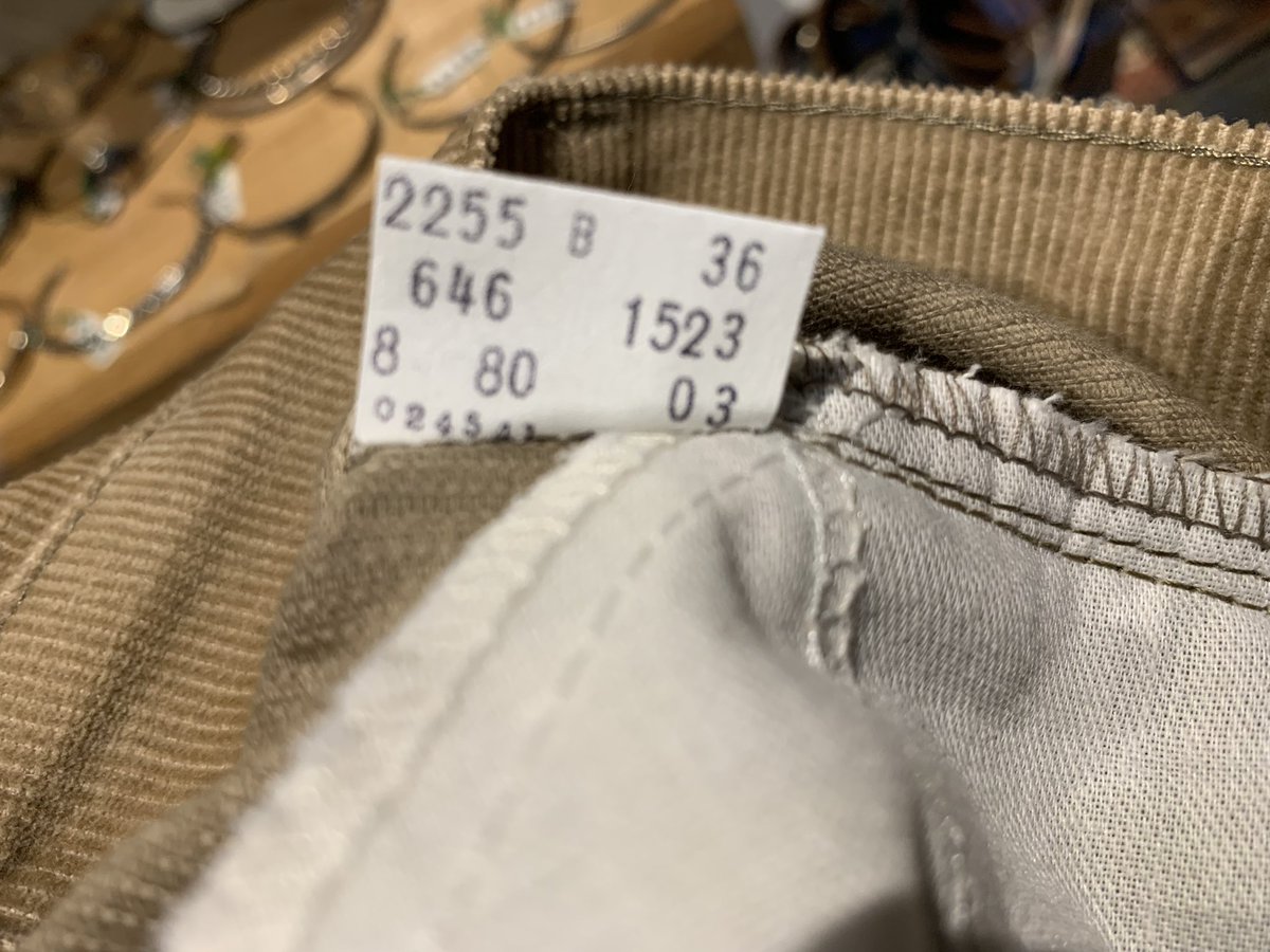 outsidekawasaki's tweet photo. USED Levi’s 646
Corduroy Pants
Made In USA 🇺🇸
Size W32 L30
Price ¥9350 Taxin
#川崎 #川崎駅 #川崎駅東口 #古着 #川崎古着 #神奈川 #川崎古着マップ #川崎アメカジ #かながわpay #levis #levis646 #リーバイス #リーバイス646 #コーデュロイパンツ #80s #madeinusa #フレアパンツ #タロンジップ https://t.co/jnSFjrTnFB