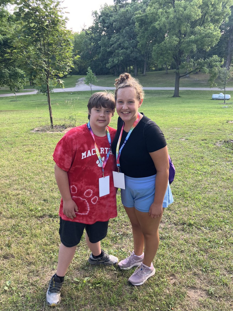 Abbey Cisneros tweet media