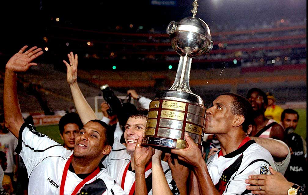 NewsAlmirantee's tweet photo. Há exatos 25 anos, o Vasco conquistava a Glória Eterna! 💢 https://t.co/ChQNHaH9Dx