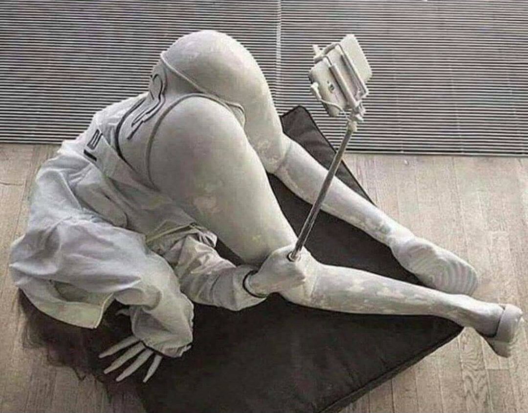 Life of n8 🚬 (@xlifeofn8) on Twitter photo <a href="/historyinmemes/">Historic Vids</a> If Pompeii happened today <a href="/historyinmemes/">Historic Vids</a> If Pompeii happened today