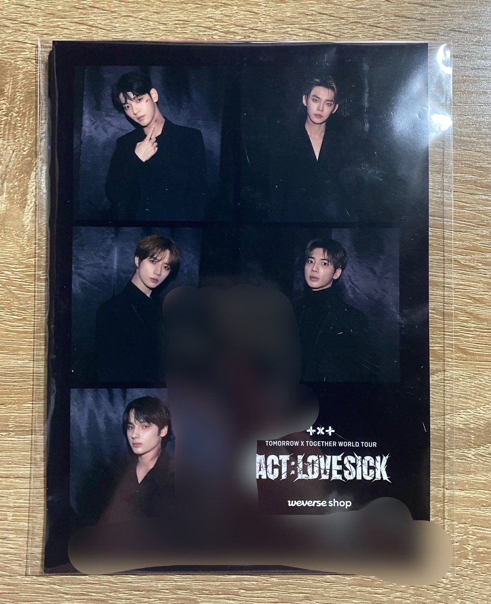 yeonjunhaul's tweet photo. wts lfb ph onhand #jjunsells

txt act: lovesick world tour dvd digicode pob postcard / 6 cut photo - 150 each or 250 set

💵: gcash, bpi qr
🚗: flash, sco
🗓: 2 days reservation / prio PAYO https://t.co/973rxv6jpN