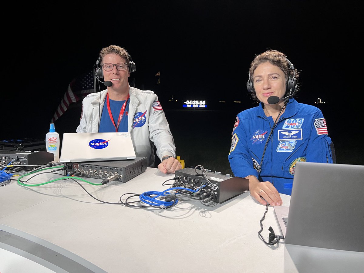 DerrolNail's tweet photo. Take 2 for #Crew7 launch! ⁦@Astro_Jessica⁩ and I are back and ready to go (and so are the bugs)!
T-0 is 3:27am ET 🚀 https://t.co/uuqPwFv6Yy