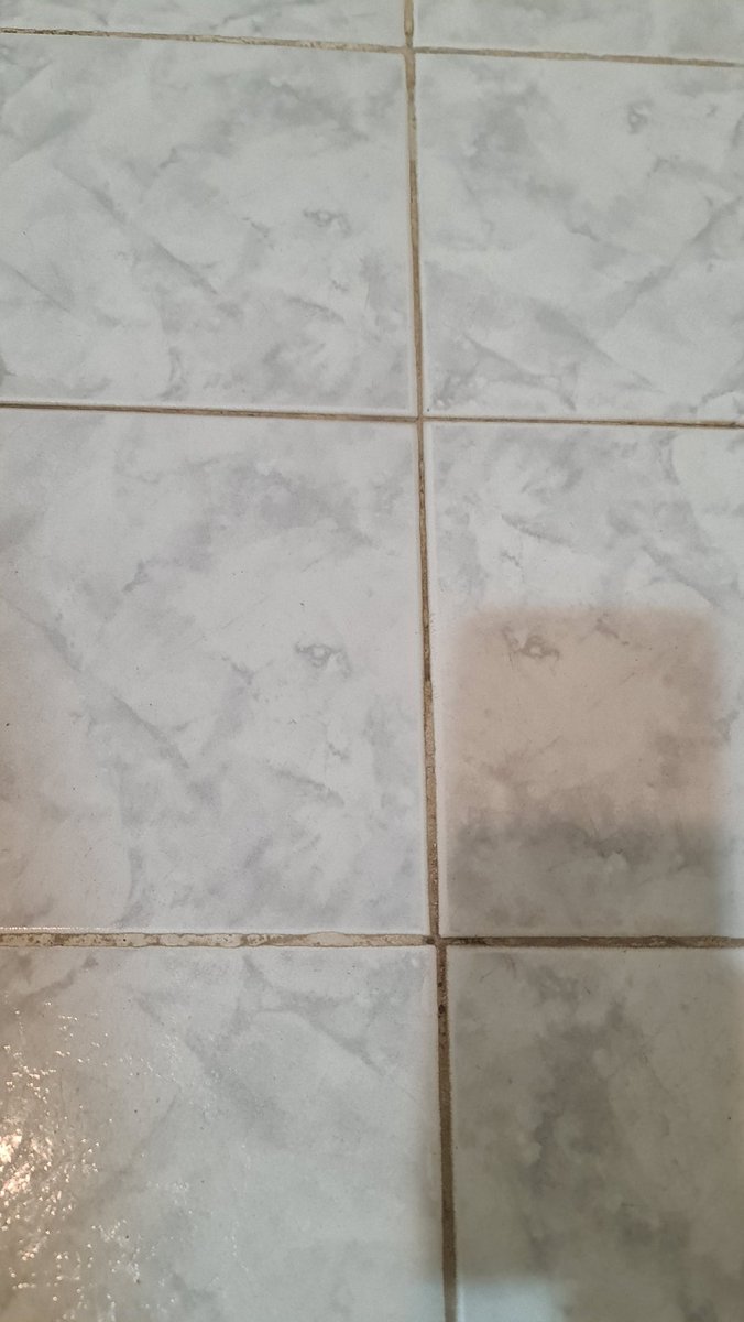 <a href="/lusuaarezz/">Lucía</a> pense q era la unica loca que veia caras