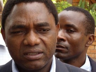 dereckgoto's tweet photo. I, for one, detest Western puppets who willingly promote neo-imperialist agendas.

@HHichilema should quickly understand that Zimbabwe is an entirely different ballgame. More formidable imperialist powers have attempted, but failed, to divide ZanuPF from its people. The will of the Zimbabwean population will always be respected.

The confrontational approach he has adopted to subvert the will of the people of Zimbabwe should result in solid political consequences for him.

His  undiplomatic conduct against a friendly sovereign neighbour is reaching unacceptable levels.