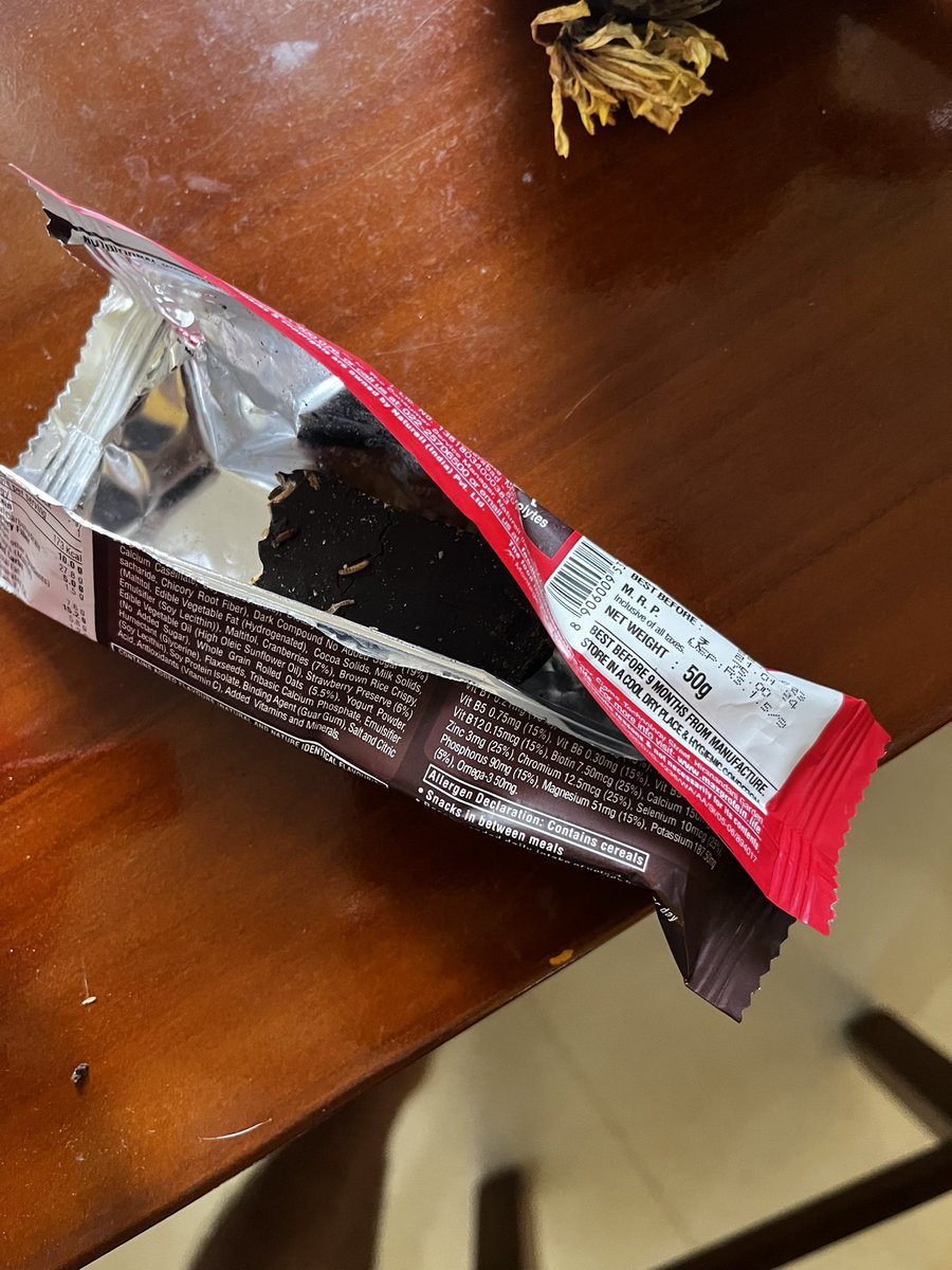 RITZ321's tweet photo. @TheMaxProtein @RitebiteNB @RitebiteNB found WORMS in my protein bar. EWWWWWW, ate like half of it

EWW EWW EWW PATHETIC https://t.co/Mg4WqFt0qT