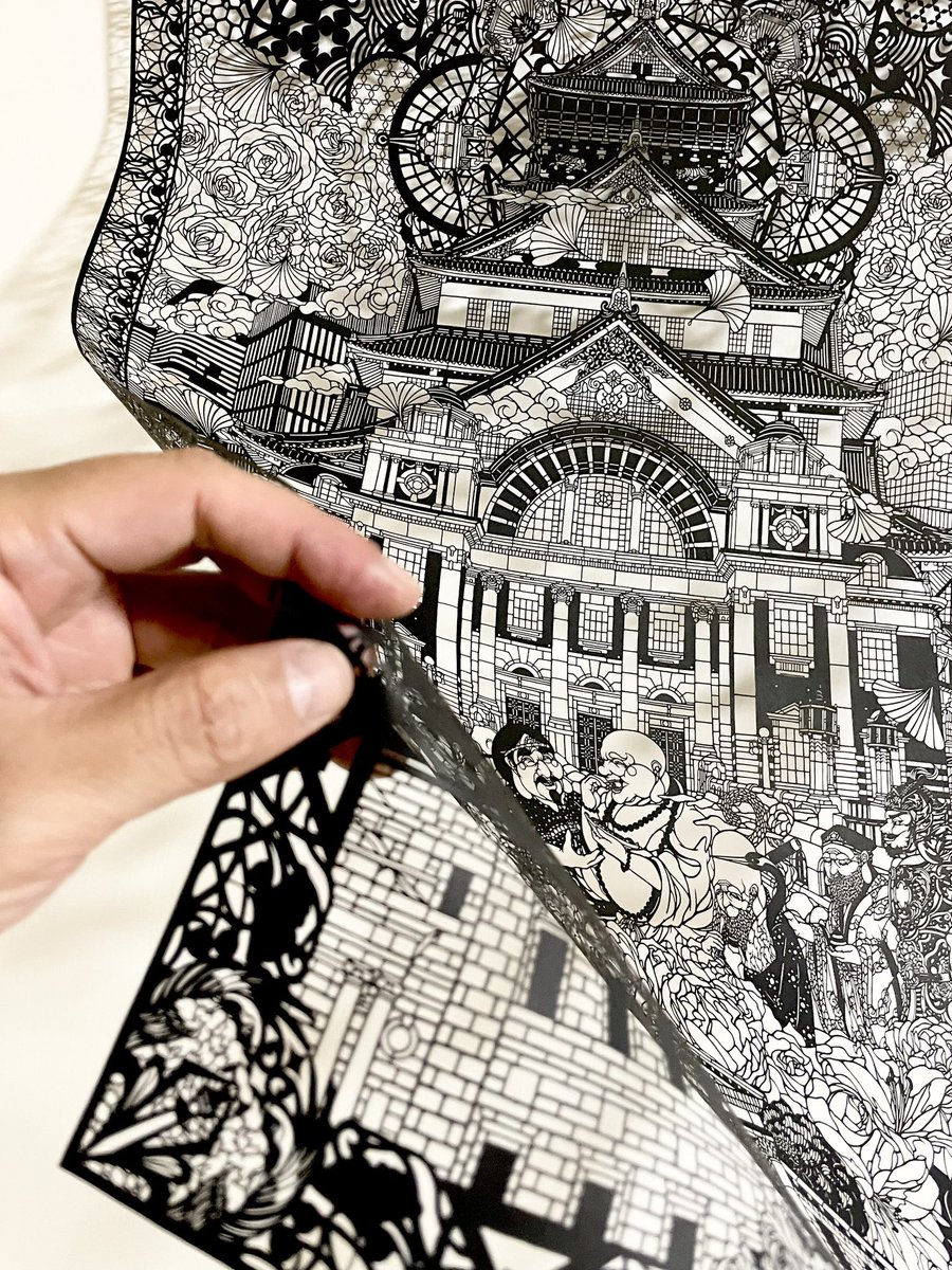 中之島中心に広がる大阪の切り絵を作りました。 様々なモチーフが隠れていますので、探してみて下さいね。 サイズ:800×500mm(外郭) 制作作業期間:2週間 良いなと思ってい頂けたら🔁🩶よろしくお願いします。 #切り絵 #papercuttingart #art