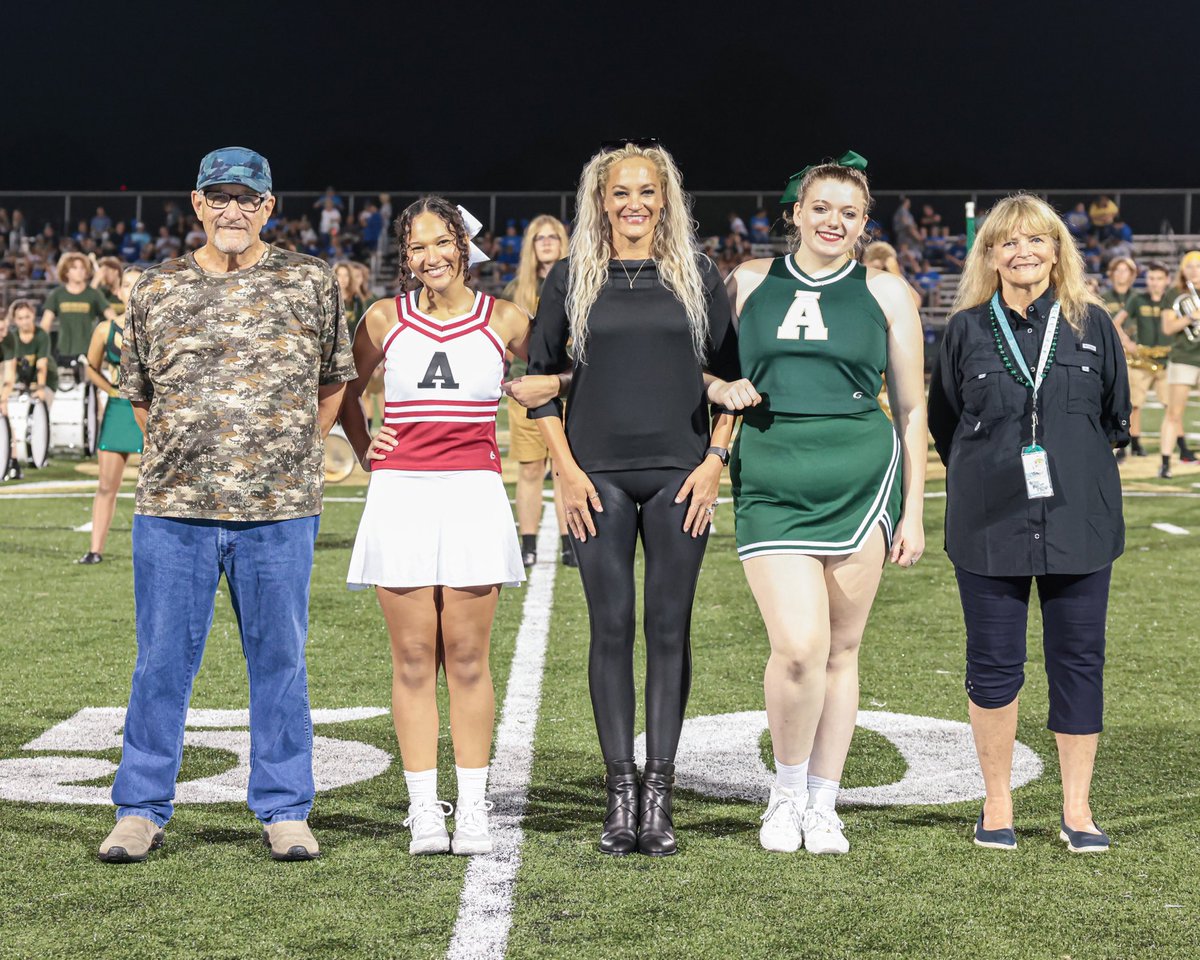 ACSDBulldogsAD's tweet photo. Congrats to the @ACSD_Athletics 2023 Athletics Hall of Fame inductees! #LongGreenLine https://t.co/KDDvqraw1O