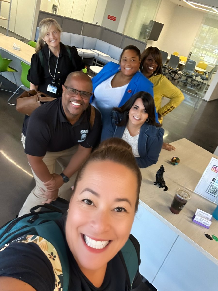 Great day connecting, learning, & planning with this dynamic team. #ConnectSupportEmpower #LetsGo #IBelieveInFUSD #RightWhereIBelong @DrJBourgeois @EduRlrogers @Dr_AnnetteB @AllieKay7  #TeachingAndLearning