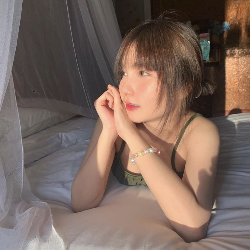 pack_item's tweet photo. โชว์ร่องหน่อยละกัน #วิจารณ์สาวน่าเย็ด #วิจารณ์สาวๆน่าเย็ด #วิจารณ์หยาบๆ #วิจารณ์เสียว #วิจารณ์เสียวๆ #วิจารณ์คนใกล้ตัว #นักเรียนน่าเย็ด https://t.co/5Zy4VOyuxW