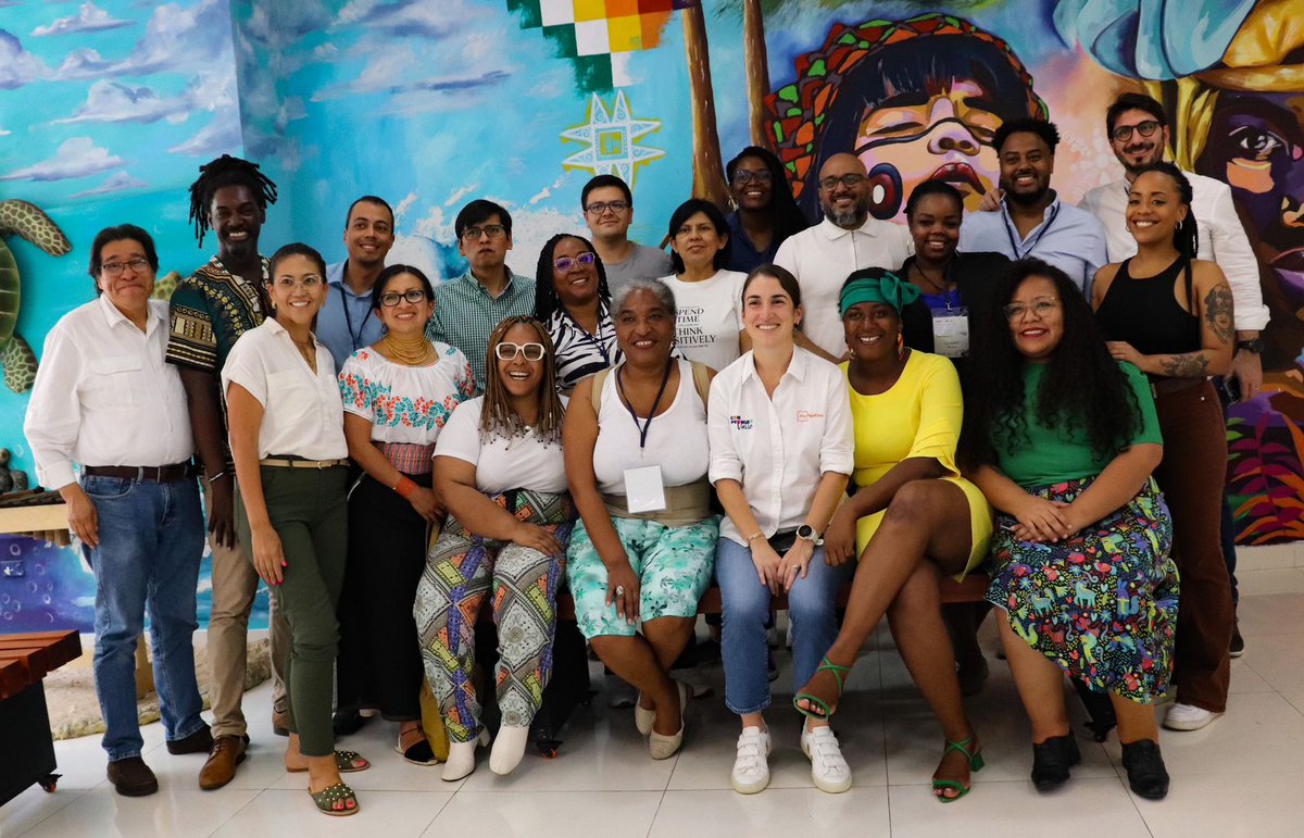 maria_celestess's tweet photo. Sin duda, construir un presente y un futuro más diverso y equitativo requiere de la colaboración entre los gobiernos, la sociedad civil y el sector multilateral, por eso celebro la iniciativa de @AgendaCAF de trabajar para encontrar nuevas formas de mejorar nuestras realidades. https://t.co/aMeknuYNns