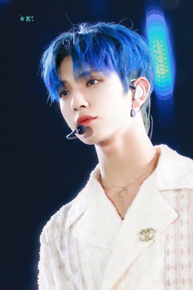 K2_1230_'s tweet photo. 191227 🥵 마이크 고정하는 밴딩도 섹시해

#세븐틴 #seventeen
#조슈아 #joshua 

HD 🔗：https://t.co/DnNhK9EHNO https://t.co/NcbzcqKlz5