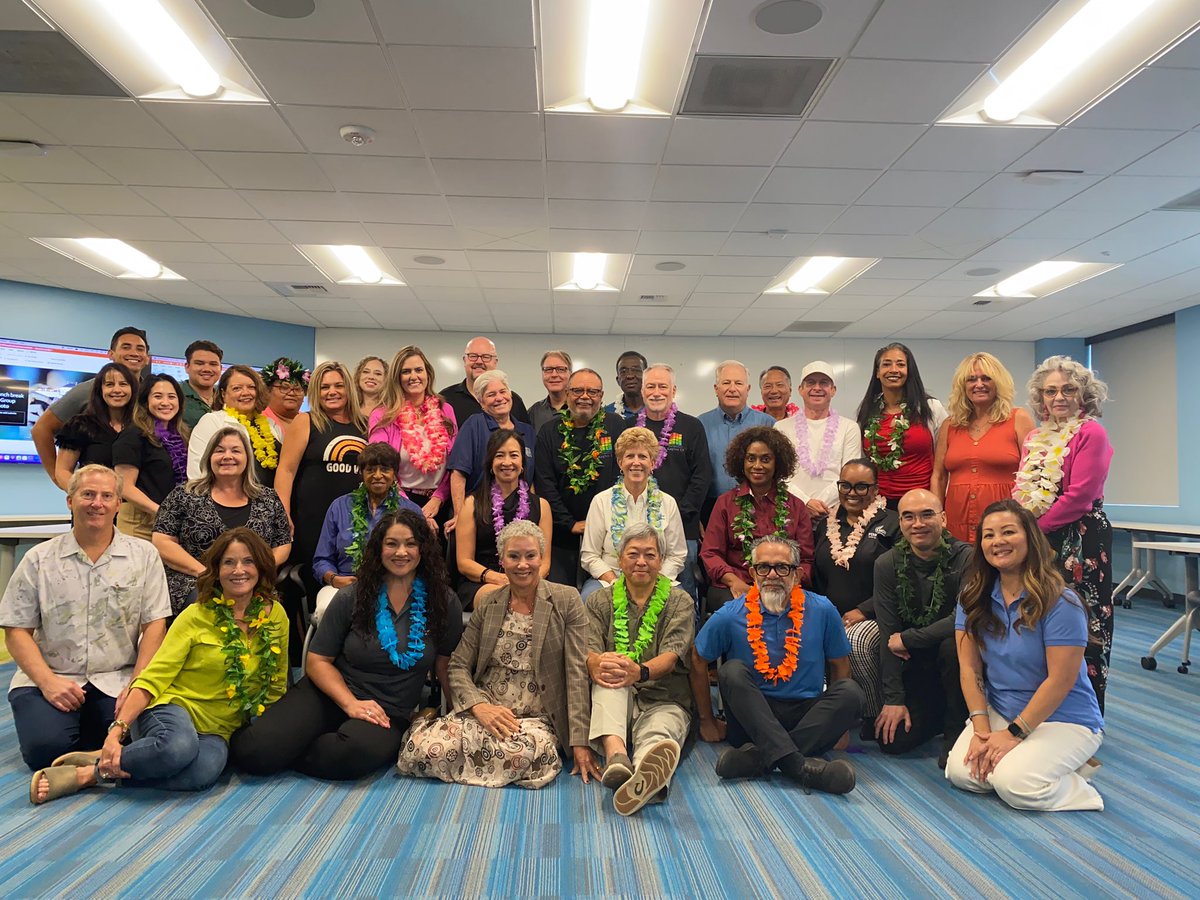margieacsa's tweet photo. Dedicated ACSA staff &amp; volunteer leaders under the Member Services umbrella from NorCal’s Lassen County to SoCal’s Imperial County gathered in Sacramento for robust discussions, data insights, and relevant updates. A Friday well spent &amp; we’re ready for a new ACSA year! #acsa https://t.co/f4iEncJeAM