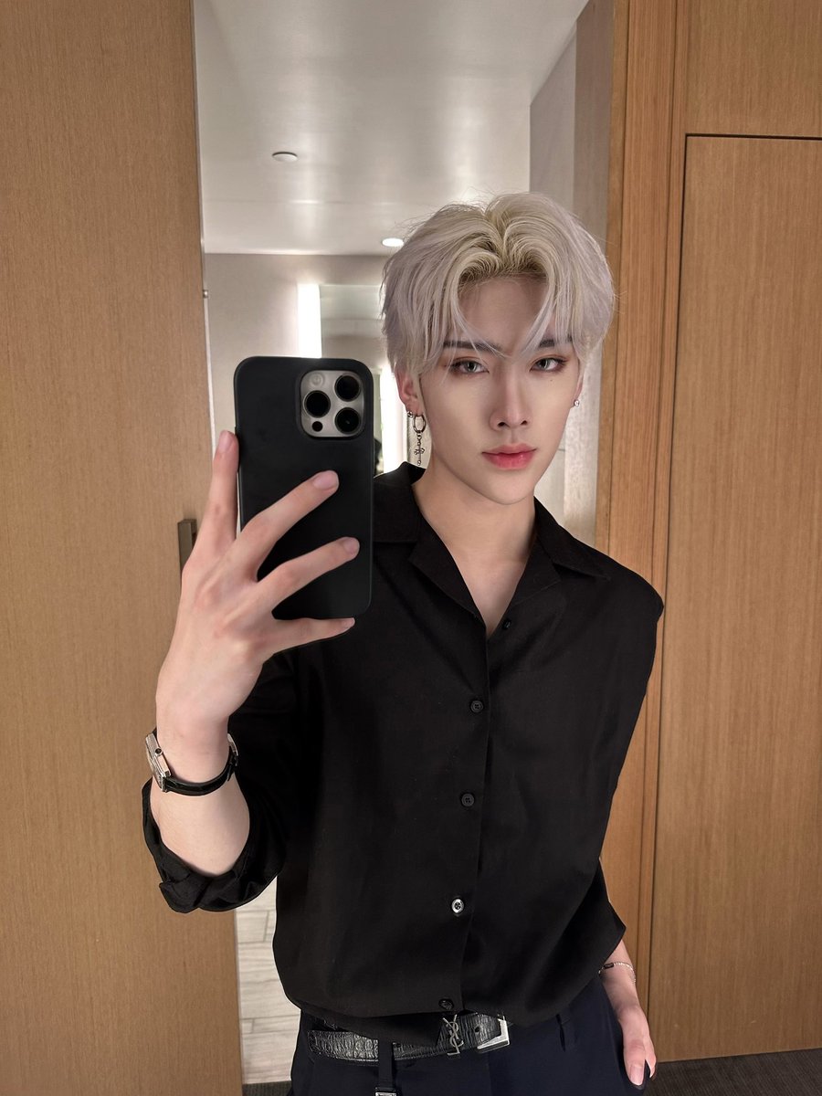 ZB1_official's tweet image. _💌

제로즈 이번에 la케이콘 갔자나 너무 재밌었어 그리고 우리 제로즈 열정 에너지 진짜 사랑해 
I can feel the passion and energy from our la zerose 100% luv u zerose 진짜 사랑해 ❤️

#RICKY #리키
#ZEROBASEONE #ZB1 #제로베이스원