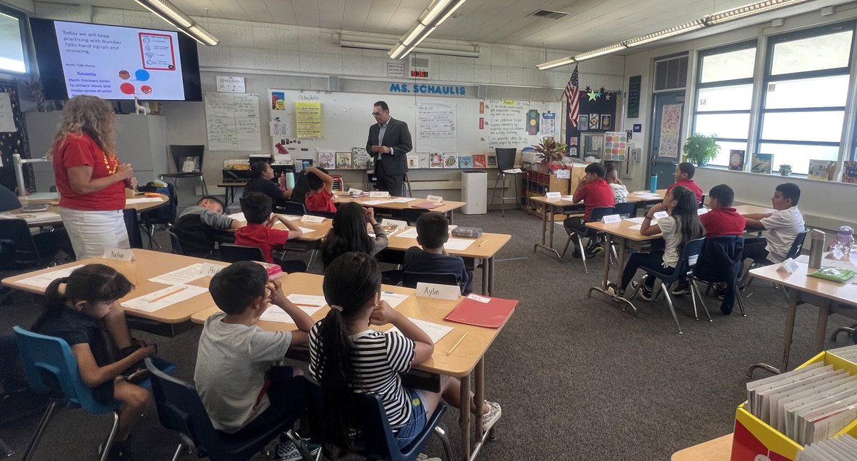 We enjoyed our visit from Superintendent Lopez. Our students loved sharing their learning with you today! #nlmusd