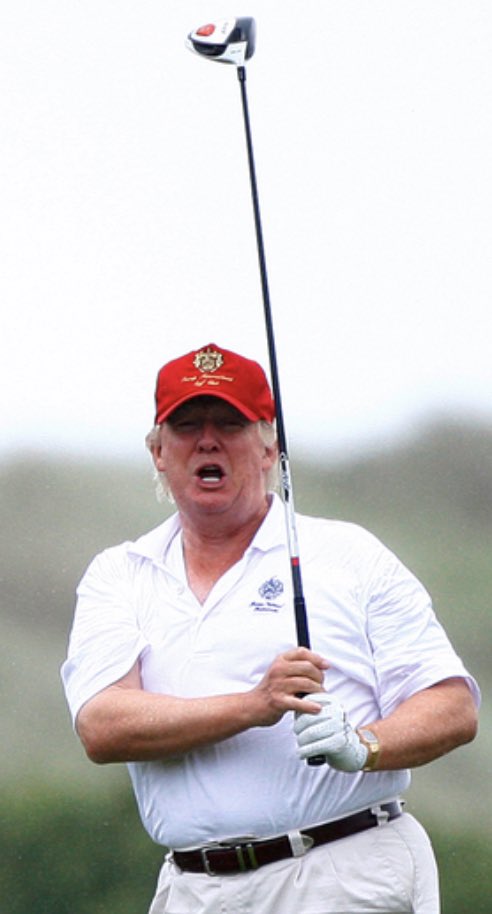 _Re_UPS's tweet photo. Did #Trump Lie About His Weight on Jail Booking Form?!

215lbs Where?!……😒
#TrumpWeight #TrumpArrest #TrumpMugShot https://t.co/y6N2cV2juW