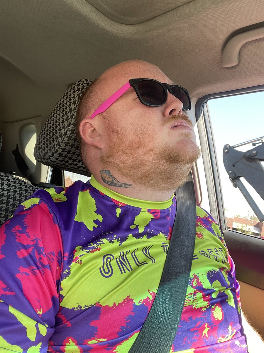 SpiiciiBoiiDG's tweet photo. Took down our Glitch only round with my OTB Open R2 Glow Rim today. Didn’t need the glow in 110° sunshine and this bright-ass getup. #TeamOTB https://t.co/yRECpN8dme