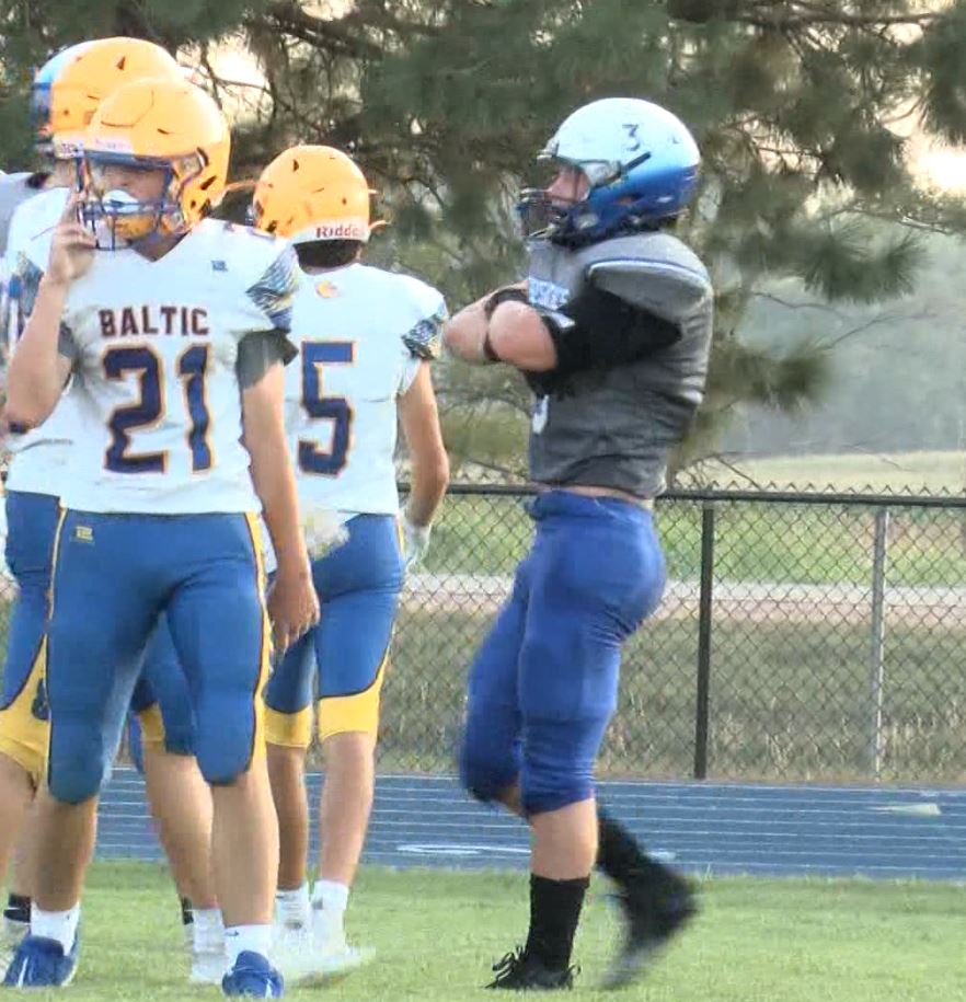 HUSKIES HANDLE BUSINESS!

<a href="/EpjFootball/">EPJ Football</a> kept its win streak intact, defeating Baltic 41-6 at home!

WATCH HERE 🏈⬇️
siouxlandproud.com/sports/local-s…