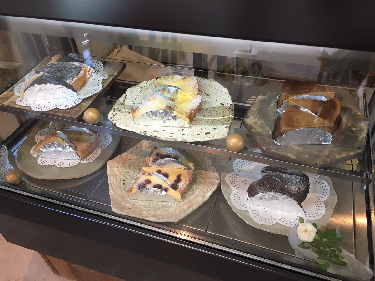 こんにちは☀️
cafe  SIAN本日と明日オープンしております☕️
タルトも多数焼き上がっていますので午後のひと時にいかがでしょうか？
#cafeSIAN
#南与野
#さいたま市カフェ 
#カフェ巡り