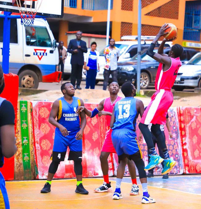 umu_flames's tweet photo. 𝑼𝑴𝑼 shone bright with a 73–68 victory over C.𝑹𝑯𝑰𝑵𝑶 at the YMCA! Now, The Flames set their sights on Gulu, ready to take on the HAWKS. Grateful for the divine protection as the team reaches Gulu safely. 🙌🏿

#Beyondbasketball
#Flameson
#Fubabasketball https://t.co/riRmju3jl8