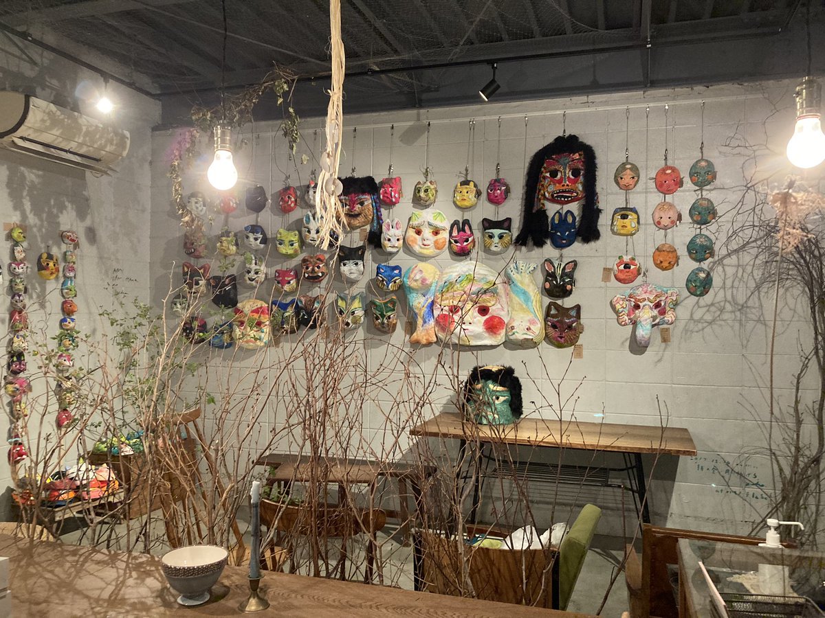 天神さやかおめん個展
「夢をみている展」
本日8/26(土)14:15〜個展ライブします
Open14:00  Start14:15
charge¥1500＋1d

会期2003.8.29(火)まで
ハマ・ノ・テlabo
営業土日月火
11:00〜18:00
兵庫県川西市新田１丁目５−６ 第１クボタハイツ