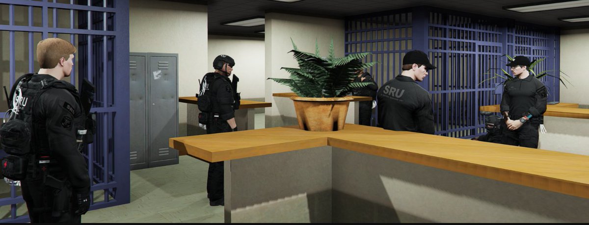 DOJRP_Updates's tweet image. #SRU debriefing after assisting SID, #BCSO WSU, and VCAT with the execution of a high-risk warrant! #DOJRP
