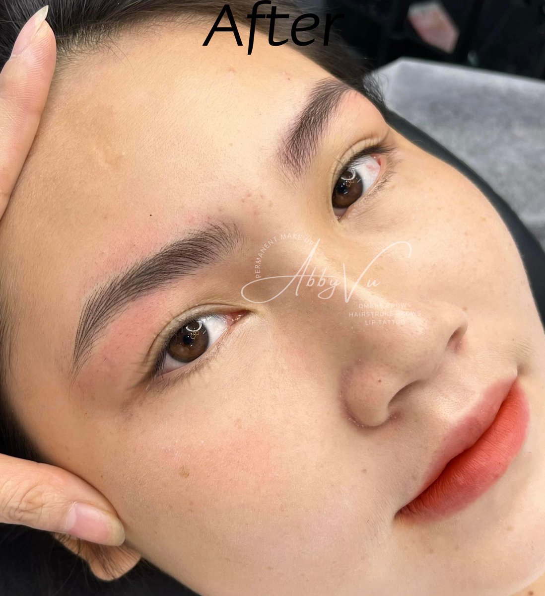 Abbyvubrows251's tweet image. With the hairstroke technique can create natural, crisp strokes for stunning eyebrows. #hairstrokes
#powerbrows #browtattoo #ombrebrows #ombreshading #hairstrokebrows #liptattoo #lipblush #softlip #permanentmakup #semipermanentbrows #pmu #elpasotexas