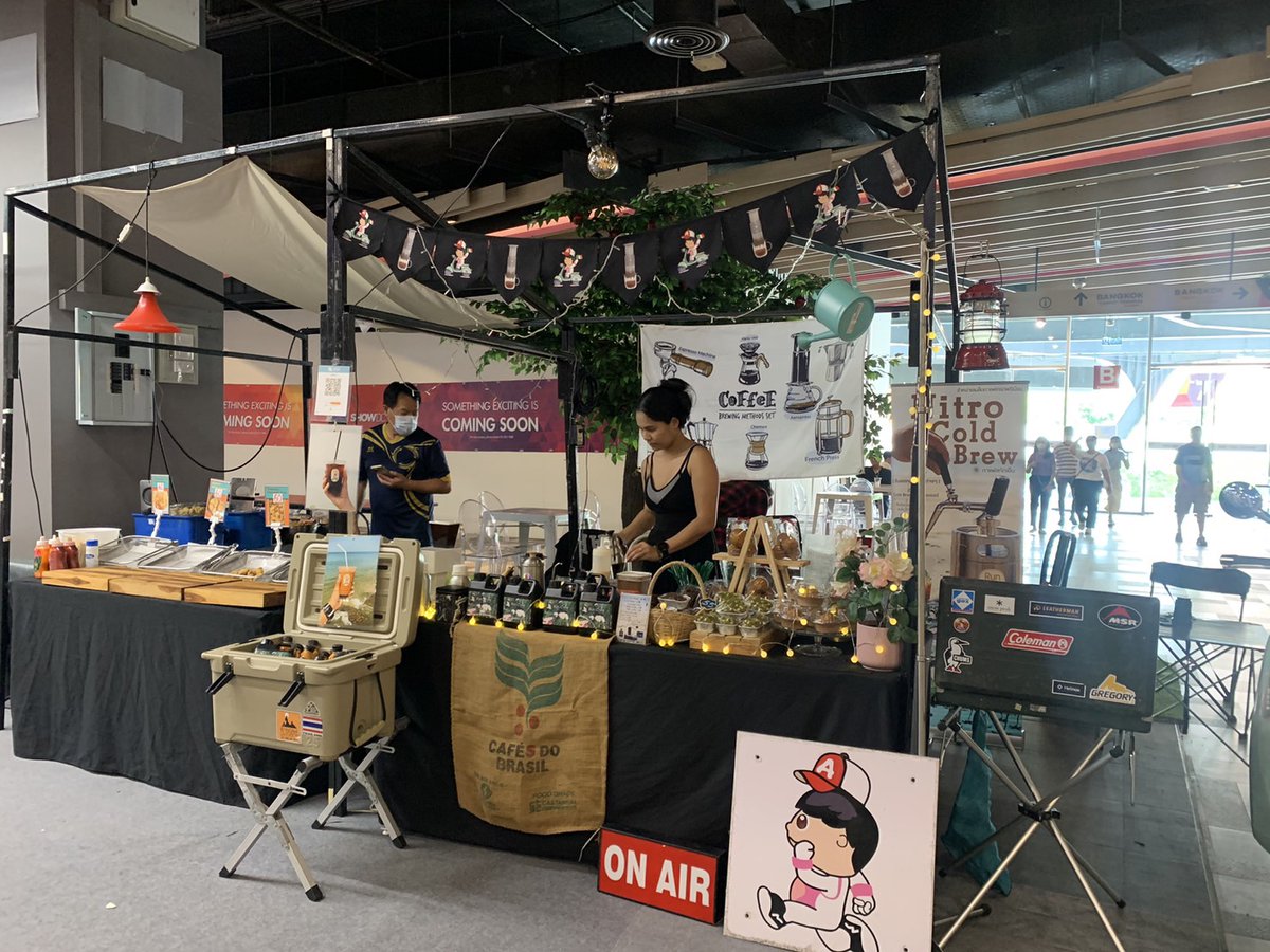bravobkkmall's tweet photo. แฟนเก่าก็หาย แฟนใหม่ก็ไม่มี
แต่วันนี้มี “ตลาด FANs เก่า” ❗
กลับมาแล้ว “OLD FANs MARKET” ตลาด FANs เก่า รวมของมือสอง เสื้อผ้า ของใช้ อาหารไว้ที่เดียว

พบกันวันนี้ ตั้งแต่ 11.00 น.- 22.00 น. ที่ SHOW DC ชั้น 1

📣จอดรถฟรีไม่มีค่าใช้จ่ายนะ
#SHOWDC #BRAVO
#ตลาดแฟนเก่า #OldFansMarket https://t.co/CzBCq46Zun