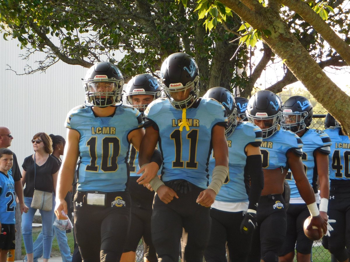 LCMR takes our first victory today 🆚 Bridgeton‼️ Let’s keep this up tigers 🐅 

#lcmrfootball #tigerpride