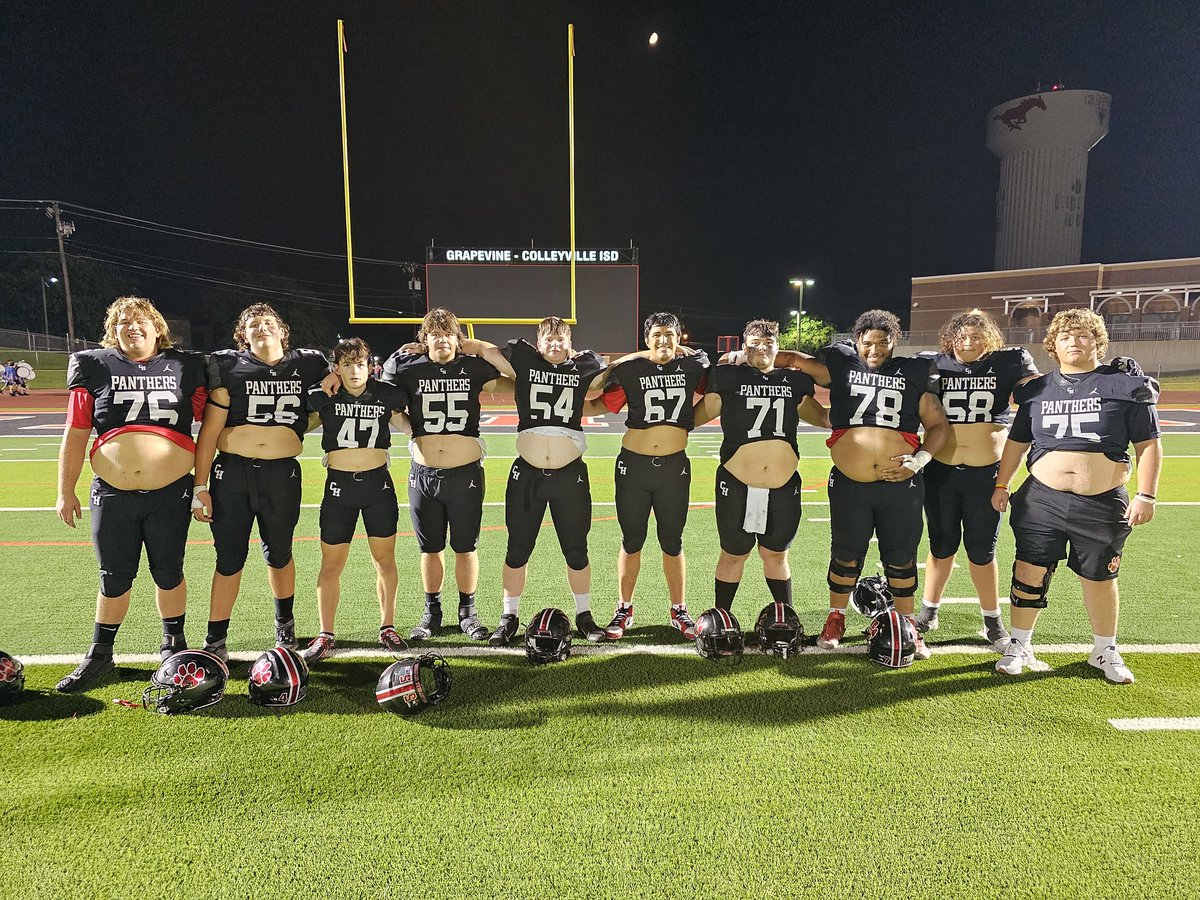 CoachDPike's tweet photo. Colleyville Panthers WIN 47-13!  Proud of the O-Line!!!👍 #GutsOut @TrisRod78 @ParkerLeather77 @ManOfSteele710 @TuckerPeriman @CHHS_FOOTBALL https://t.co/PVYDwvA9Vg