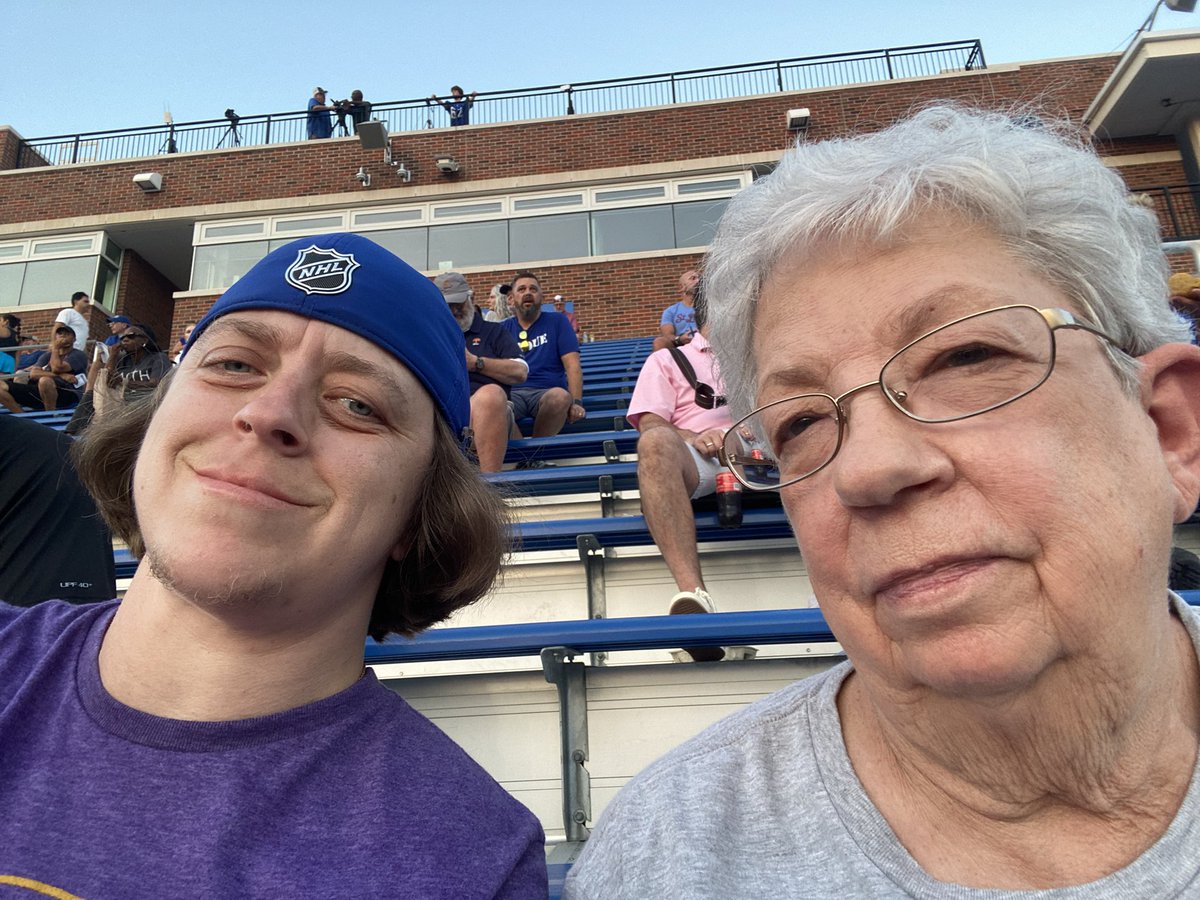 <a href="/LadueRamsFB/">Ladue Rams Football</a> <a href="/FootballFlyers/">LindberghFootball</a> The alumni should NOT have to pay to go to games I am sorry to say this but we have alot of money Ladue. Co/99 here I had to pay and my mom did not viz co/60. I only saw one alumni here besides me.