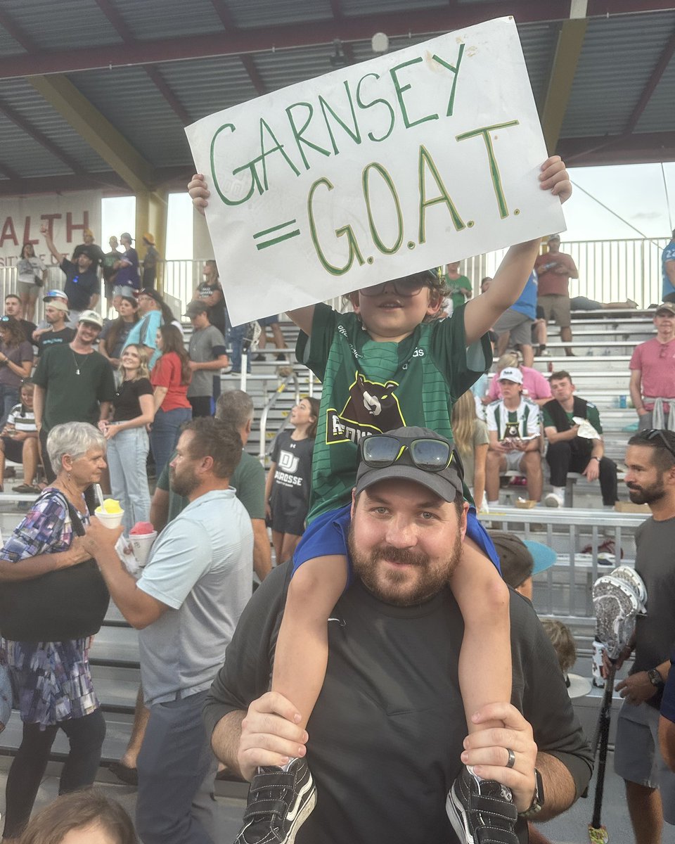 PremierLacrosse's tweet photo. After the game, Ryder Garnsey made sure to find this young fan in the stands for an autograph. 🥹💚

@rsgarnz50 | @PLLRedwoods https://t.co/Ggz7c43Tvy