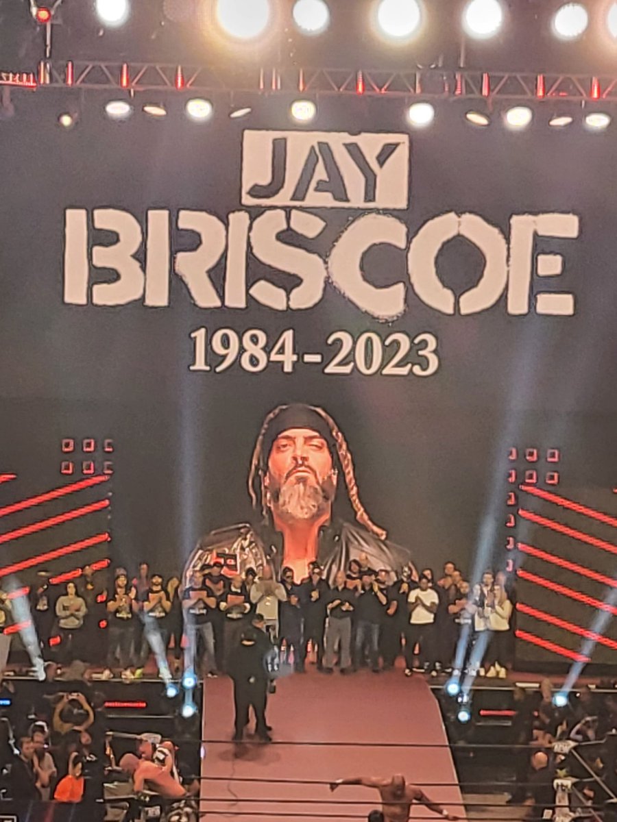 ChaddyIssues's tweet image. To be part of both of these shows was very special. Both Bray and Jay were gone too soon and had many years ahead of them to give. Both are leaving behind wives and children. 
Hug the ones you love because tomorrow is never here.

Rest in peace Bray Wyatt 
Rest in peace Jay…