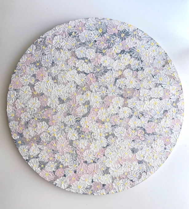 「white,pink,gray  -美しい変化-」 φ500×16mm  こちらの大型作品も売約済みとなりました。ありがとうございました。