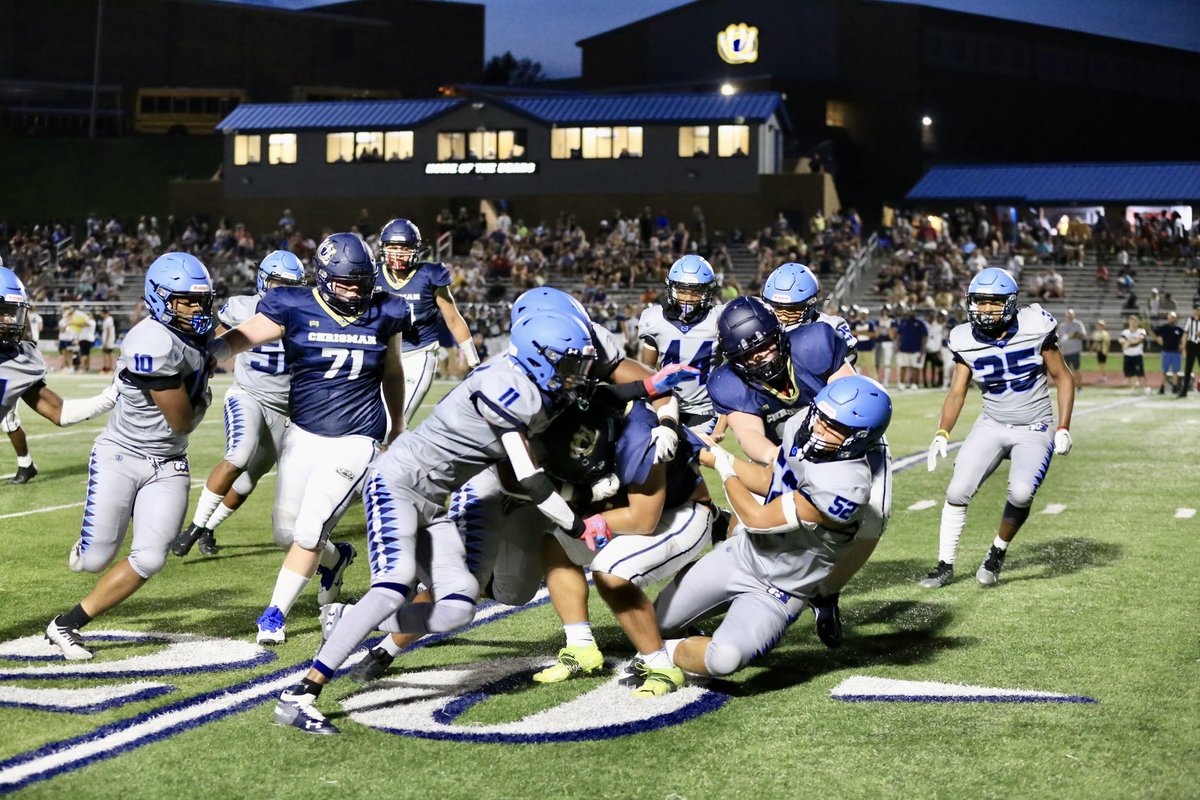 monicatee's tweet image. This is what hard work looks like. A big ole W! Way to go @GHS_Dogs .  So much fun to watch. Now go drink some pickle juice!  #FutureStrong