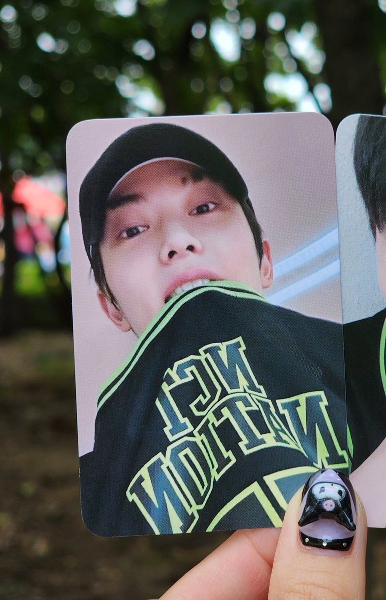 jaehyun biting-the-jersey photocard 😵‍💫