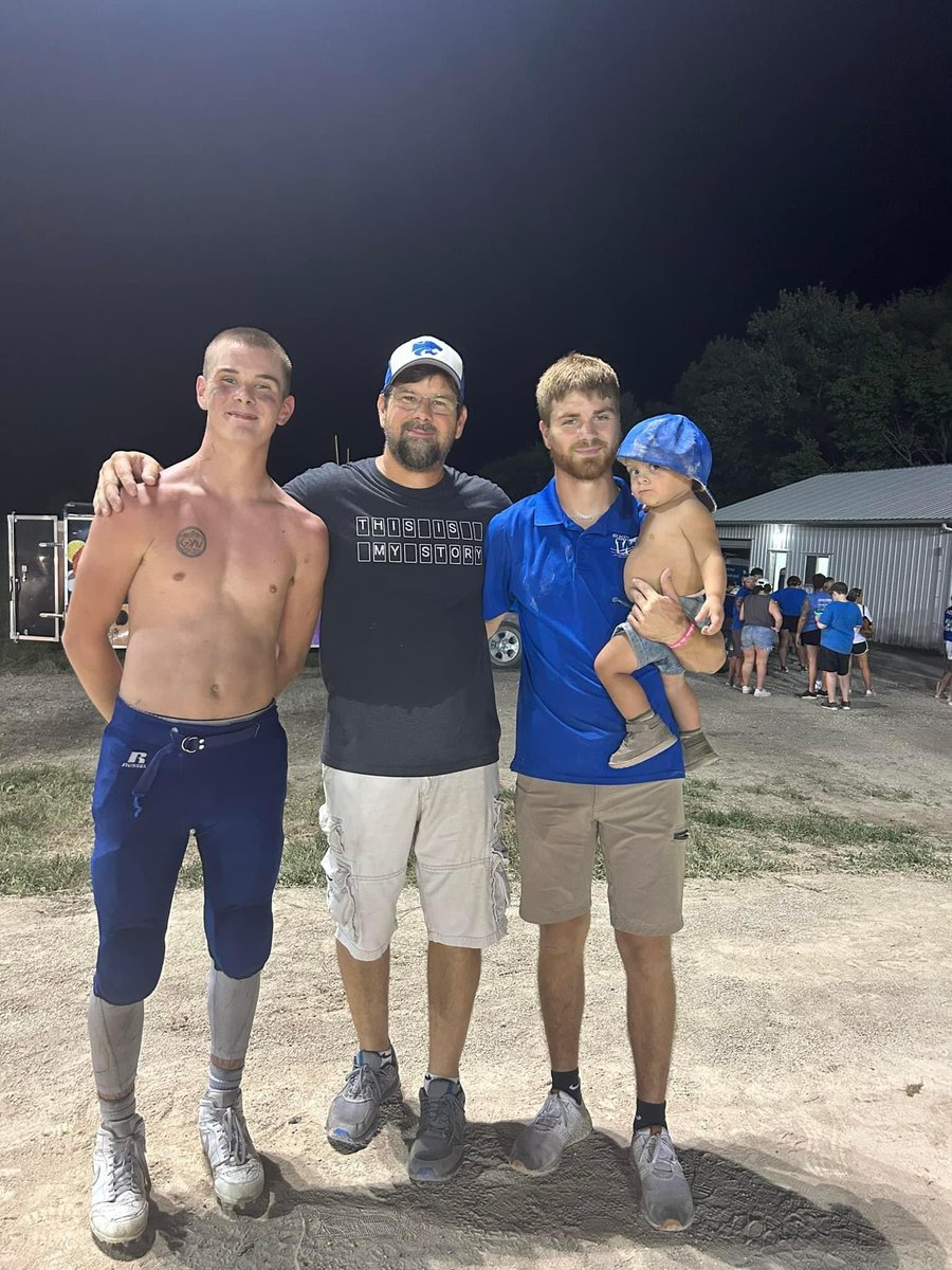 ShawnDHughes75's tweet photo. Super proud of both of my boys tonight!!! The Hughes boys playing, coaching, and running the chains! @WHughes07 https://t.co/4mfUVjVf1W