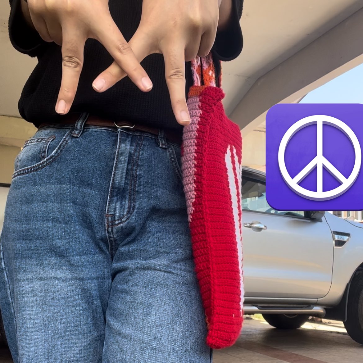 kkulfkzl's tweet photo. crocheted an ALL ABOUT LUV bag. Middle of The Night was the first Monsta X song I listened to so this is quite personal to me 🫣 #MONSTAX https://t.co/hJ6qxxX8O3