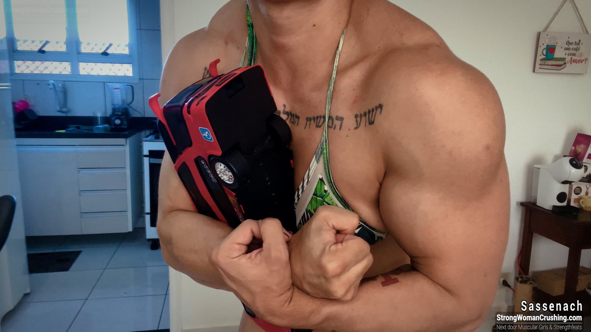CrushingWoman's tweet photo. 💪
"Witness the power of these goddesses as they crush these toy cars! Watch now!" 💥
🔗 Link: https://t.co/ZueOtZ0xcR
🔥👉 #featsofstrength #model-toy-car-destruction #MuscleShowdown #MuscleDemolition https://t.co/01oQEqNW4Y