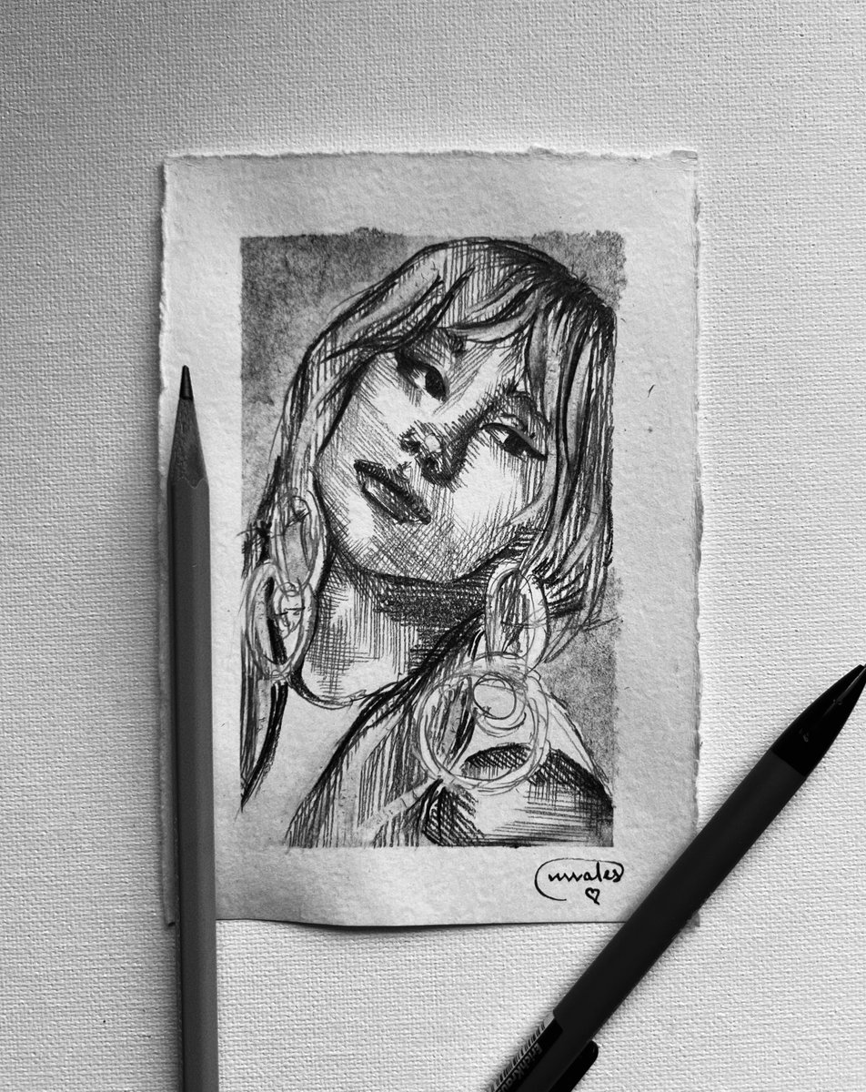 valvaler94's tweet photo. ари 🖤 https://t.co/uGlWz6Bz8z