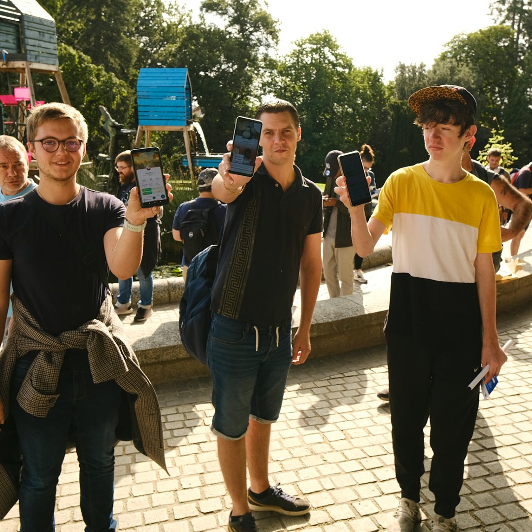 PokemonGOfr's tweet photo. Enfin ! 🫶 Pour donner le coup d'envoi du #PokemonGOFest2023 : Mondial, nous rejoignons la #PokemonGOCommunity en France pour une journée passionnante pleine d'aventures #PokemonGO ! 🌍 🇫🇷 Êtes-vous prêts ? https://t.co/9YePRGIt1r